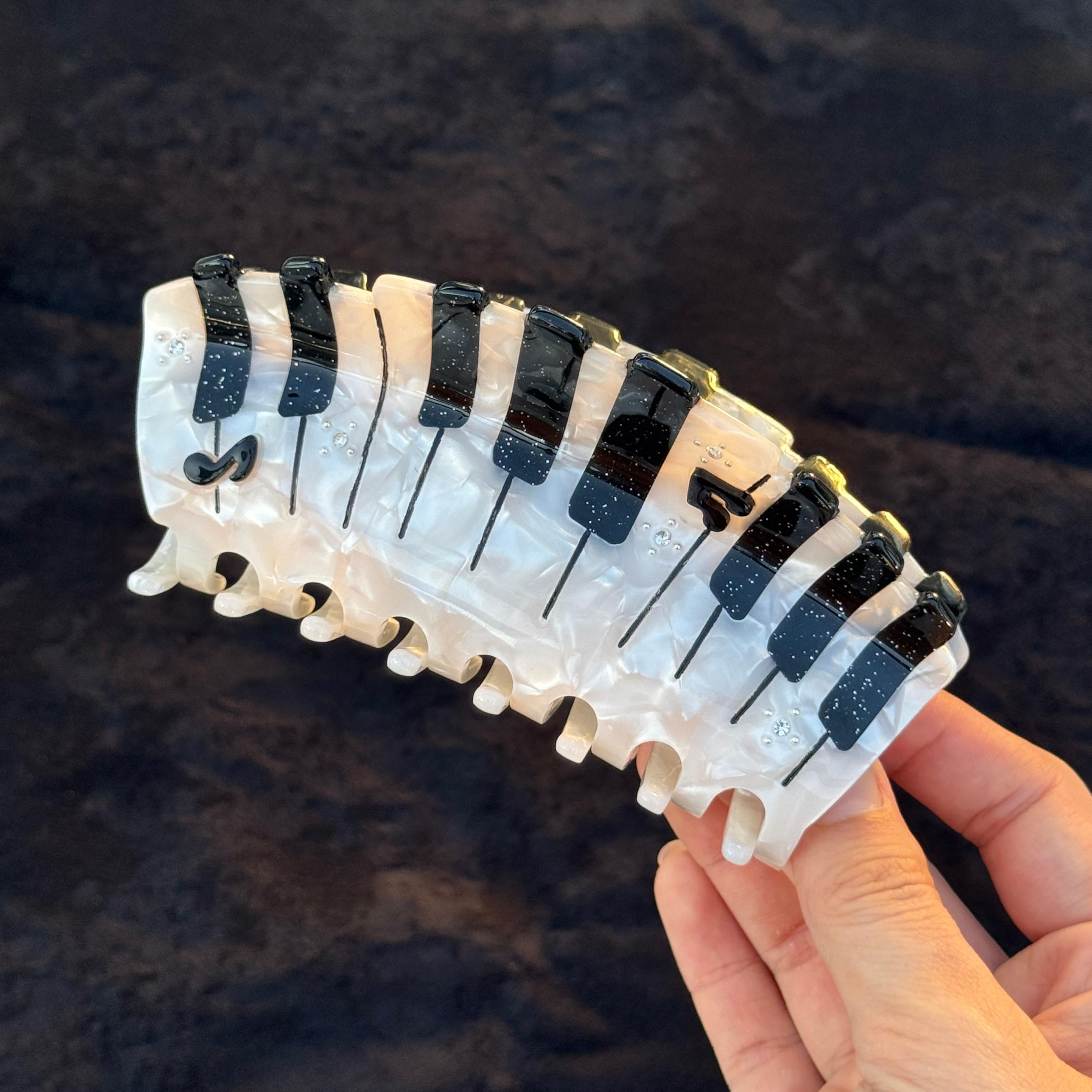 Pearlescent Piano Keyboard Claw Clip – Pro